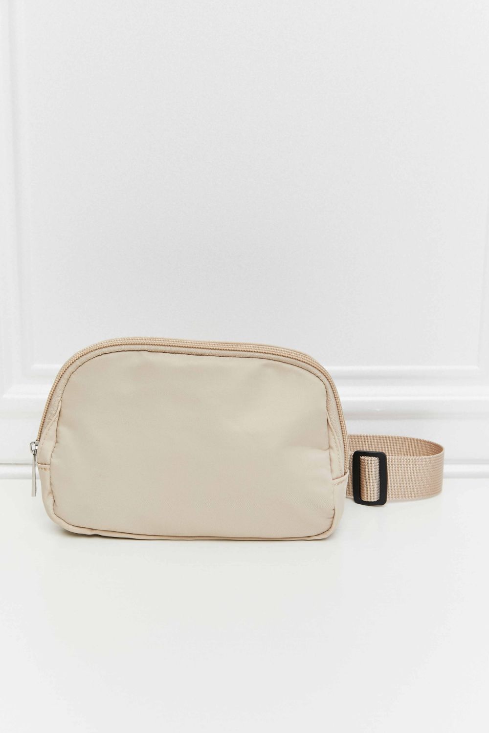 Buckle Zip Closure Fanny Pack